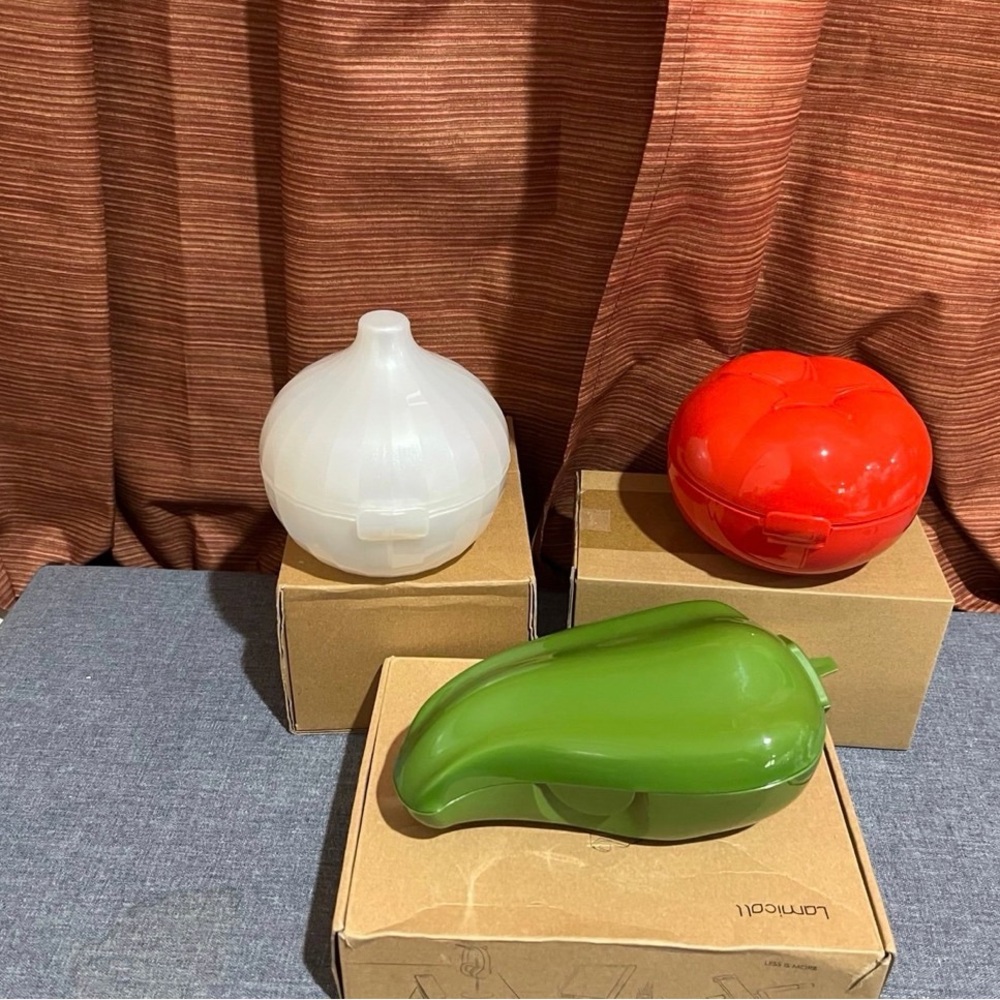 Tupperware: Green, Red & White Vegetable Storage Set